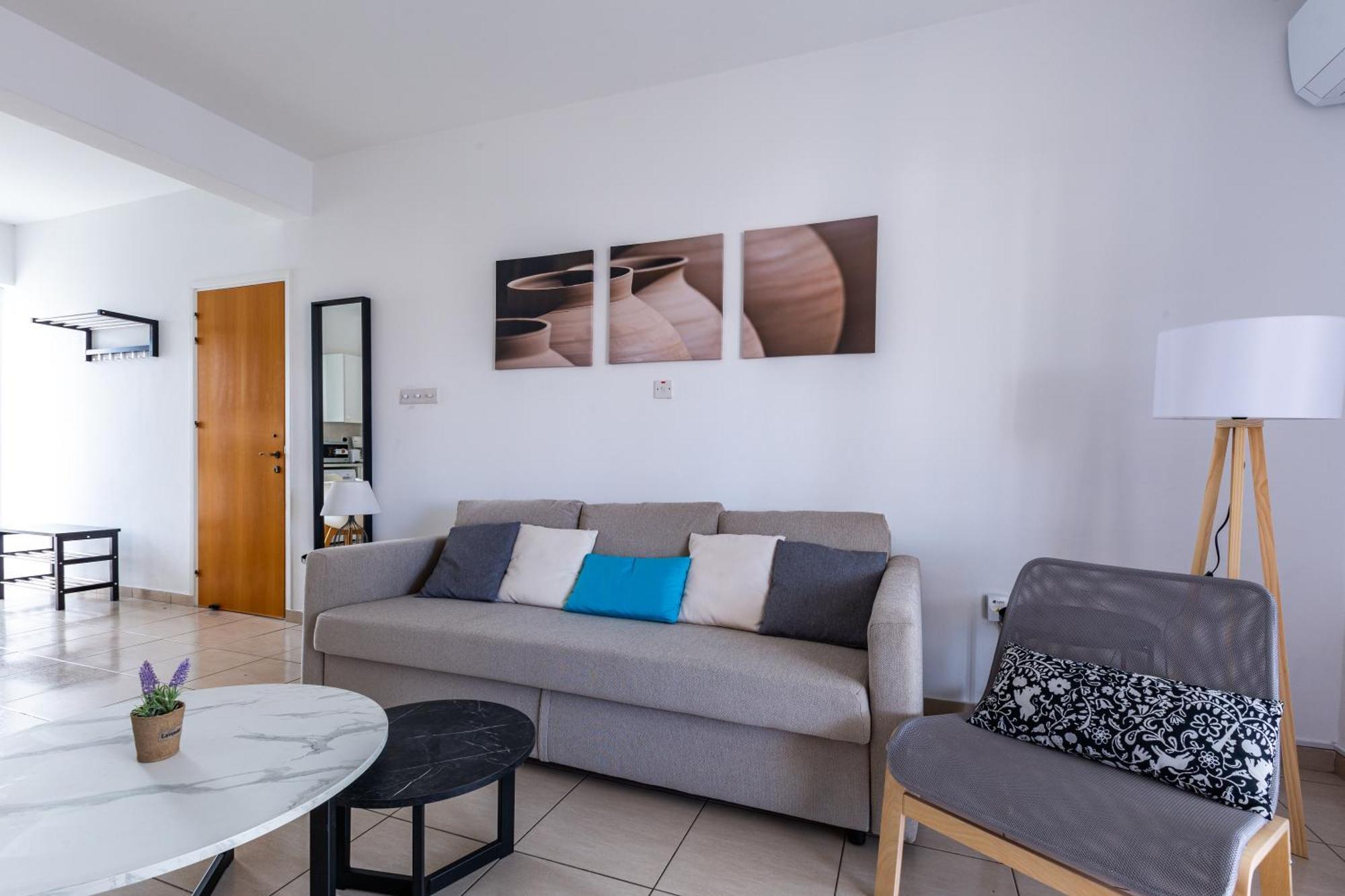 Beautiful 2 Bed Apartment In Paphos Cyprus Exteriör bild