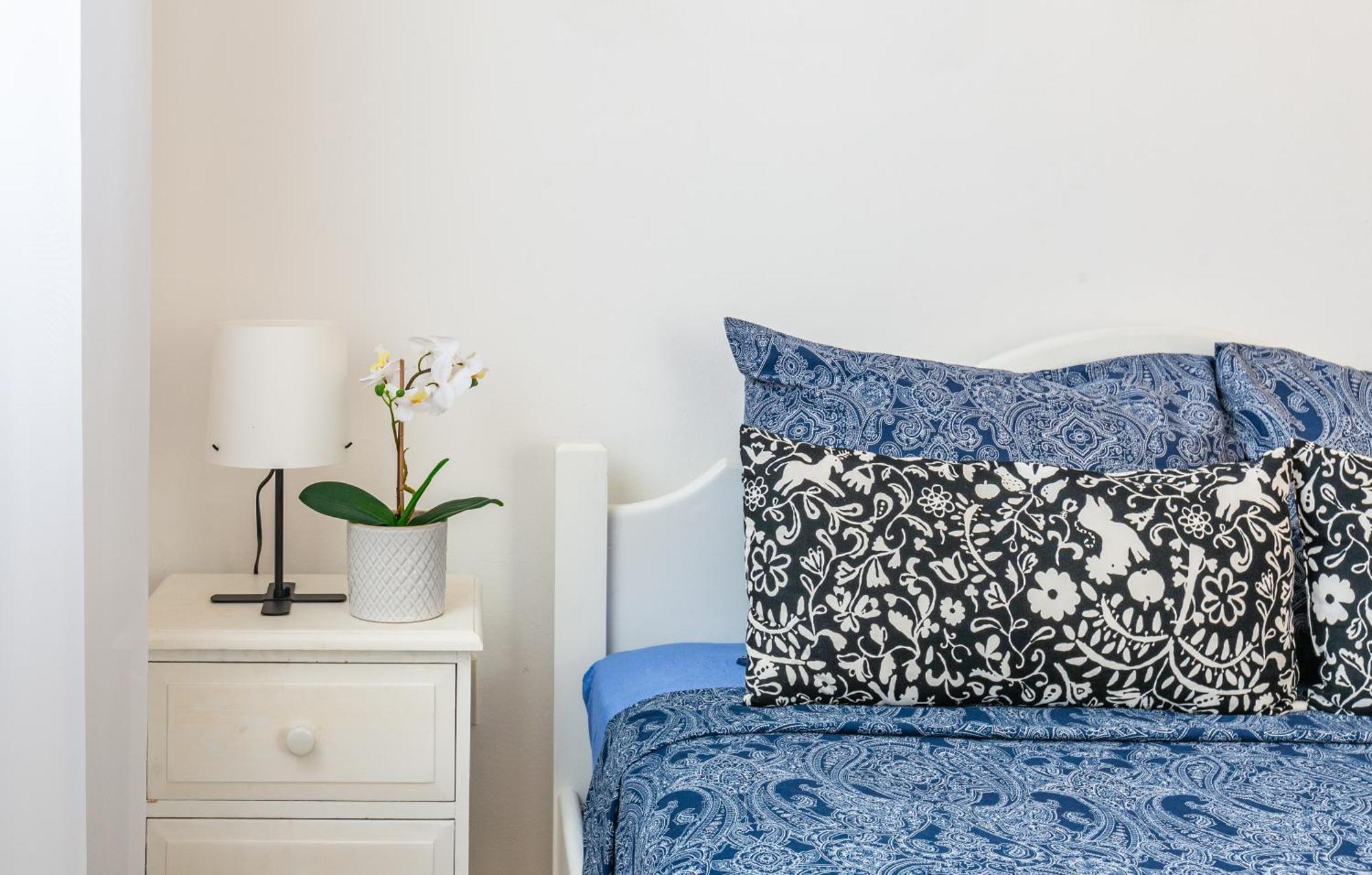 Beautiful 2 Bed Apartment In Paphos Cyprus Exteriör bild