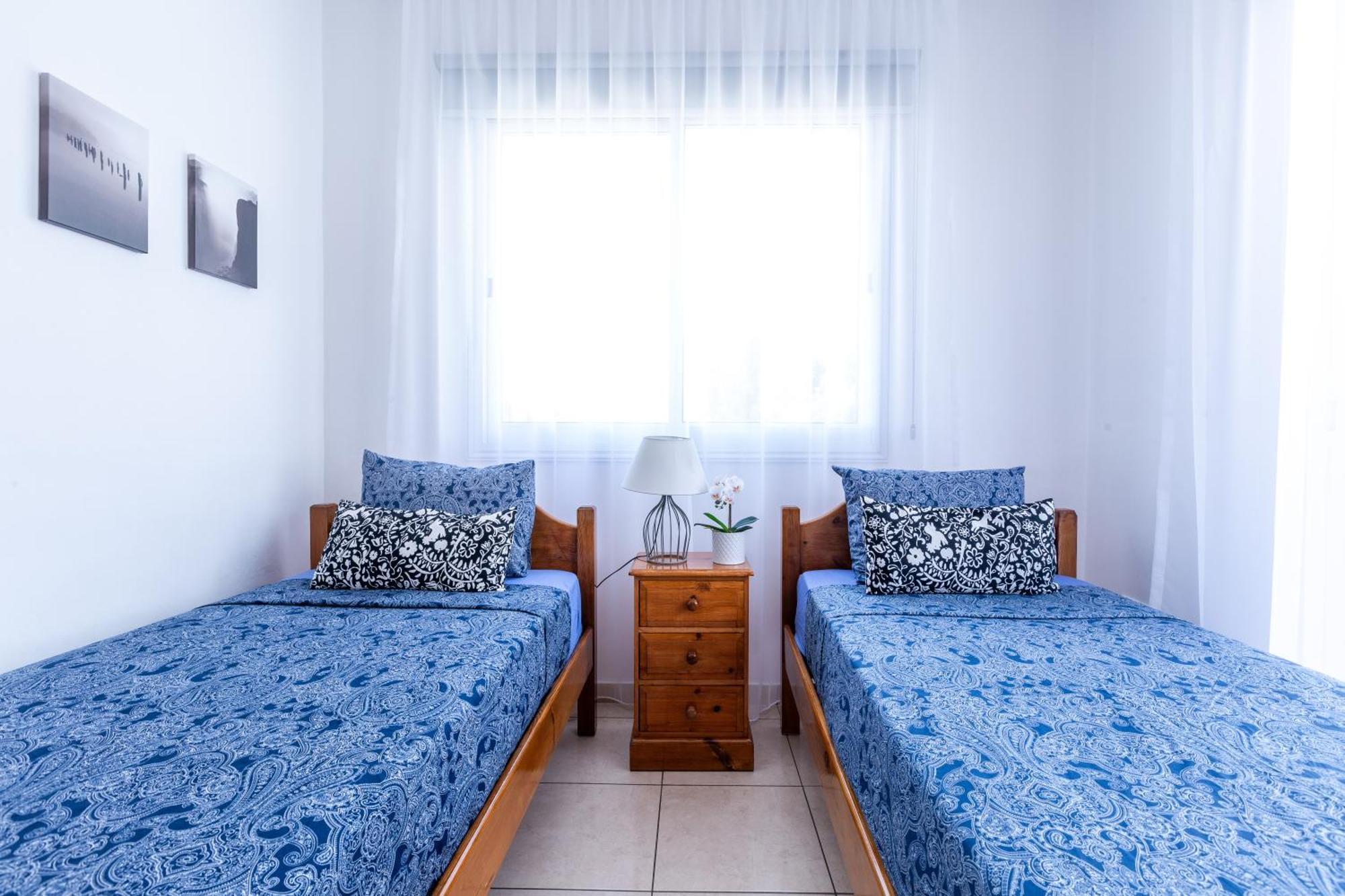 Beautiful 2 Bed Apartment In Paphos Cyprus Exteriör bild