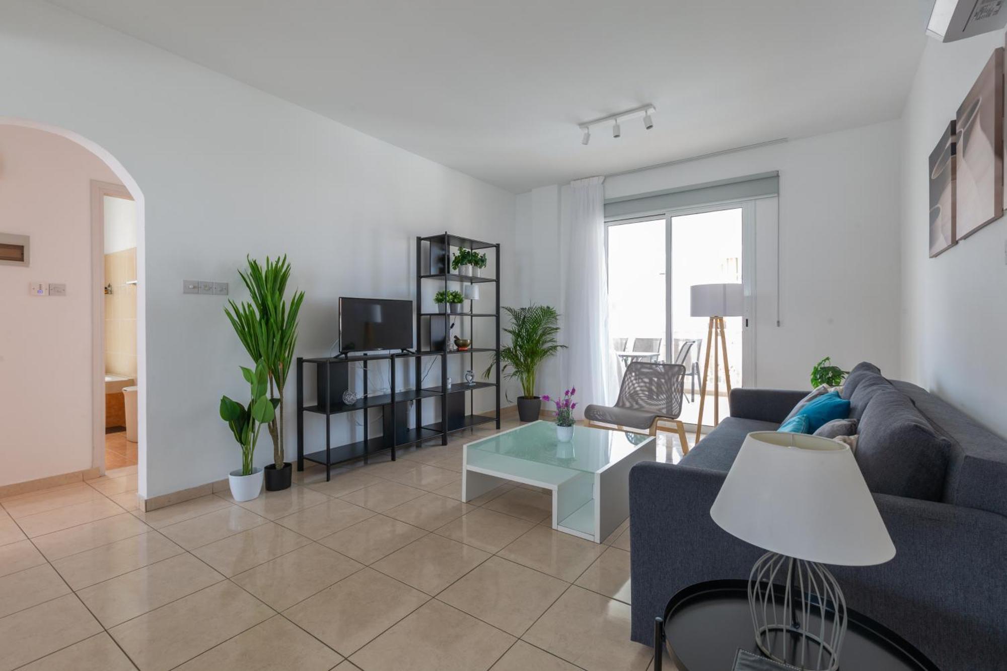 Beautiful 2 Bed Apartment In Paphos Cyprus Exteriör bild